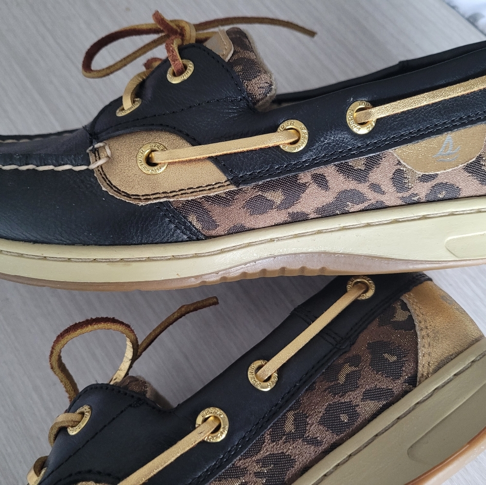 Sperry Women's Blue and Tan Boat Shoes - Picture 7 of 7